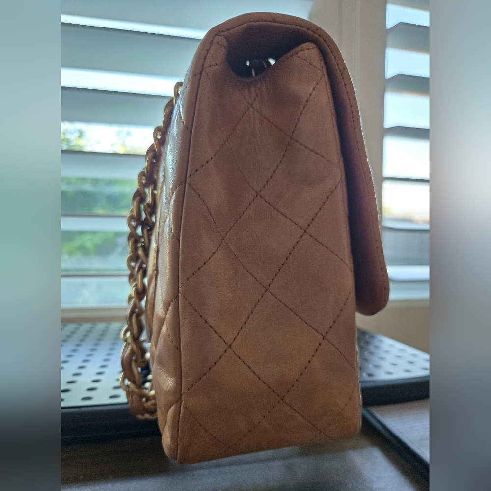 CHANEL Jumbo Single Flap ✨️ Camel Brown Lambskin with Champagne GHW - Picture 12 of 12
